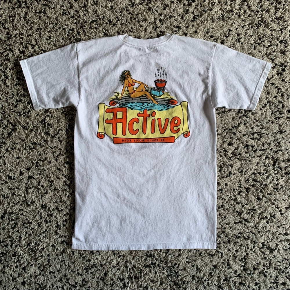 Active Ride Shop Tee Shirt White Short Sleeve Bikini Girl Graphic Men’s Small